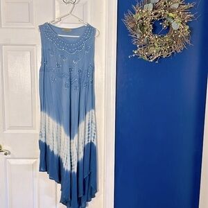 NWOT Women’s Feelings Rayon Blue & White Tie Dye Sequined Cover Up Dress